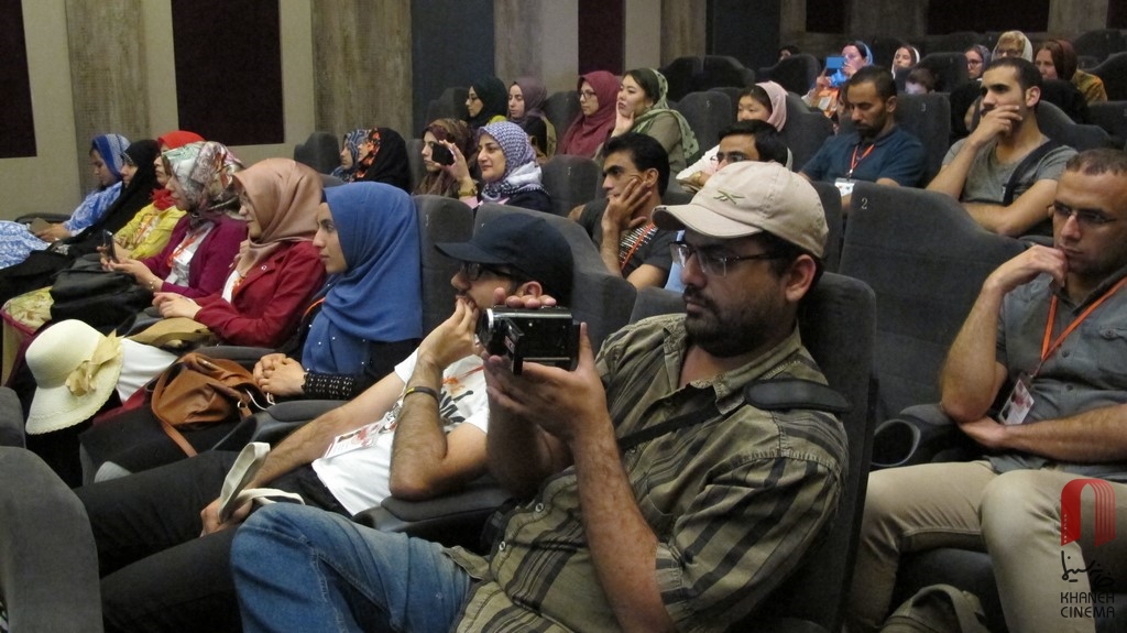 دیدار فارسی آموزان بنیاد سعدی با رضا میرکریمی در خانه سینما  11