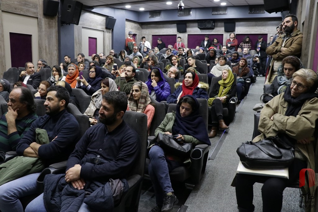 نخستین نمایش فیلم «پسر، مادر» در ایران، در کانون فیلم خانه سینما 33