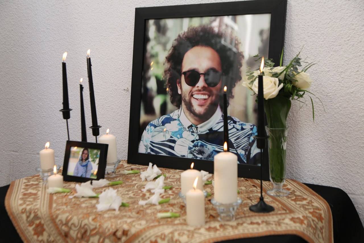 ما مردم خشونت طلبی نیستم/ تجلیل از خانواده مرحوم گنجی با حضور شهاب حسینی و بهرام افشاری در خانه سینما