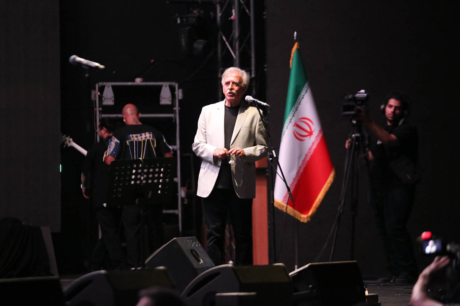 شب تقدیر از امدادگران هلال احمر