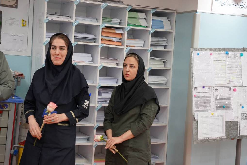 تقدیر از کادر درمان بیمارستان های امام خمینی و شریعتی