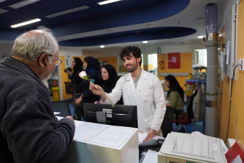 تقدیر از کادر درمان بیمارستان های امام خمینی و شریعتی