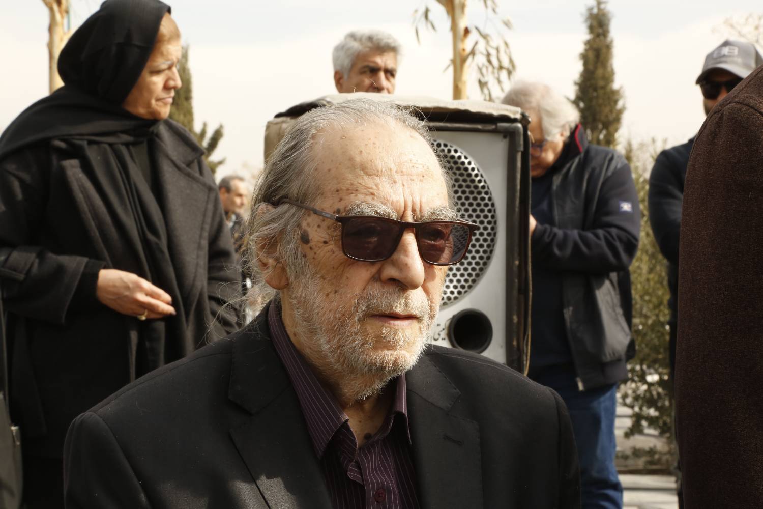 مراسم خاکسپاری زنده یاد «روح انگیز شمس»