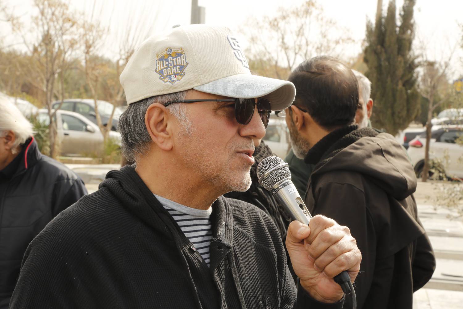 مراسم خاکسپاری زنده یاد «روح انگیز شمس»