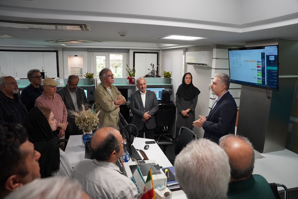 دیدار با مدیران شرکت بیمه دی