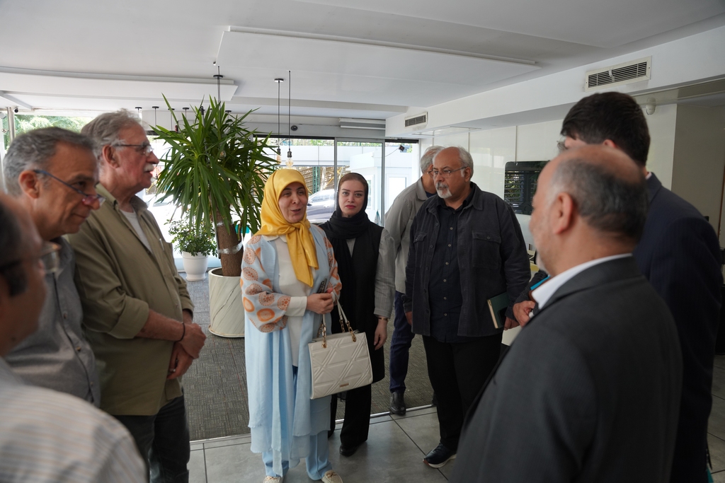 دیدار با مدیران شرکت بیمه دی