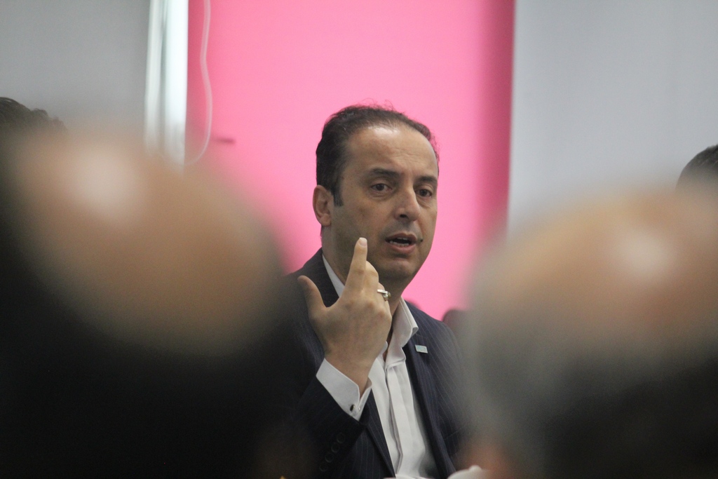دیدار با مدیران شرکت بیمه دی