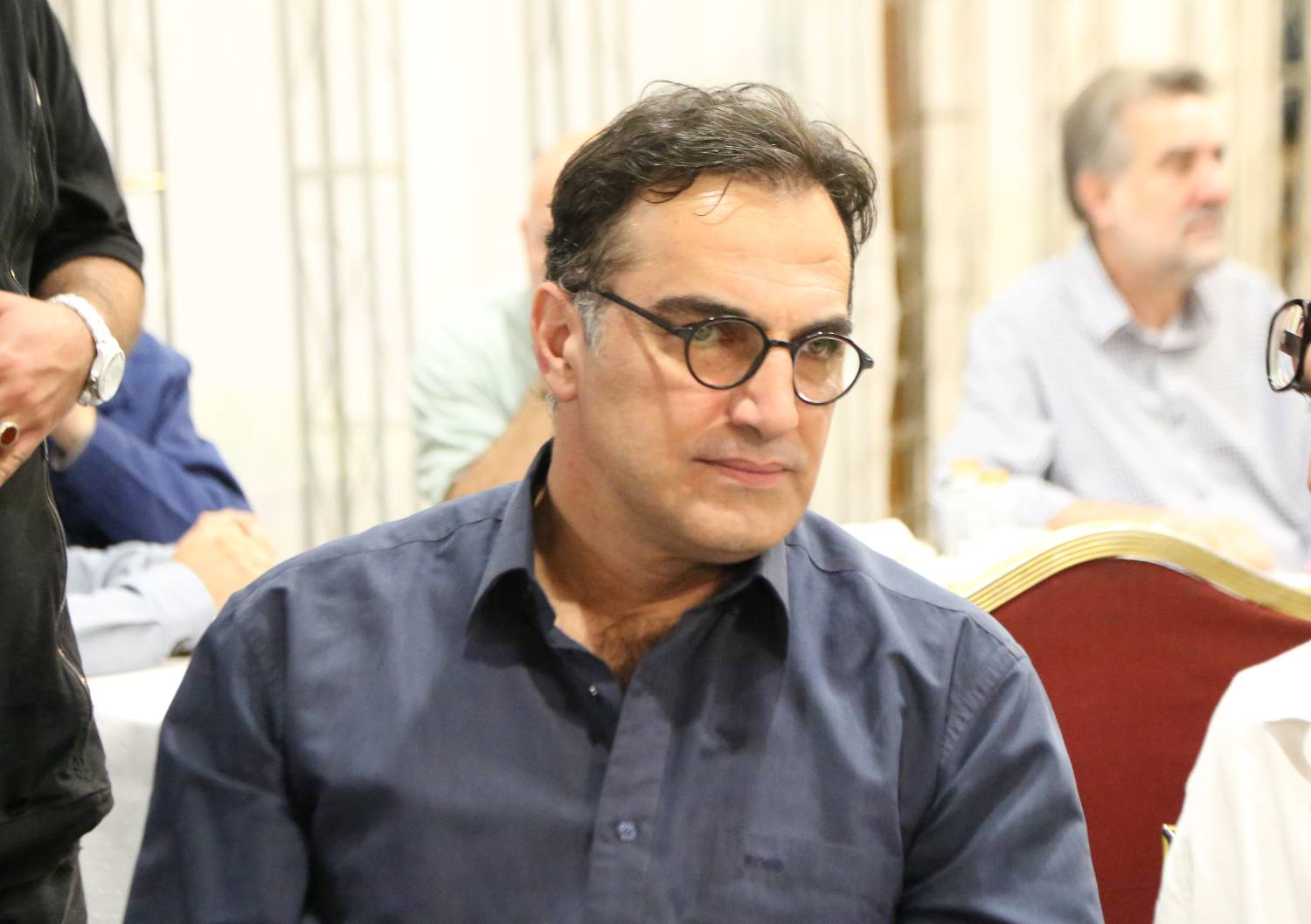 شب همدلی هنرمندان با هموطنان آسیب دیده از جنگ در هتل لاله