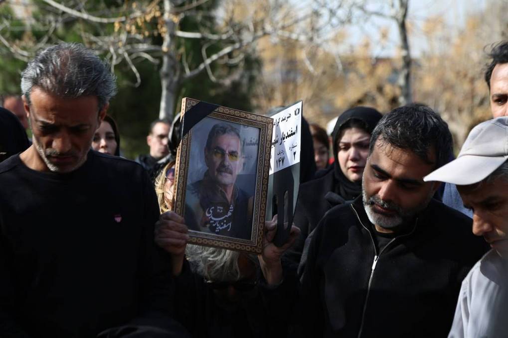 مراسم خاکسپاری زنده یاد «اسفندیار شهیدی»