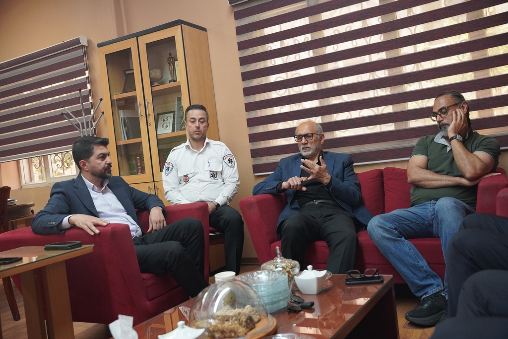 تقدیر رئیس اورژانس کشور از مدیران خانه سینما، تئاتر و موسیقی