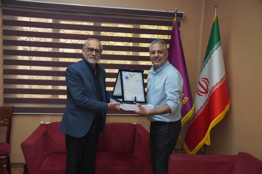 تقدیر رئیس اورژانس کشور از مدیران خانه سینما، تئاتر و موسیقی