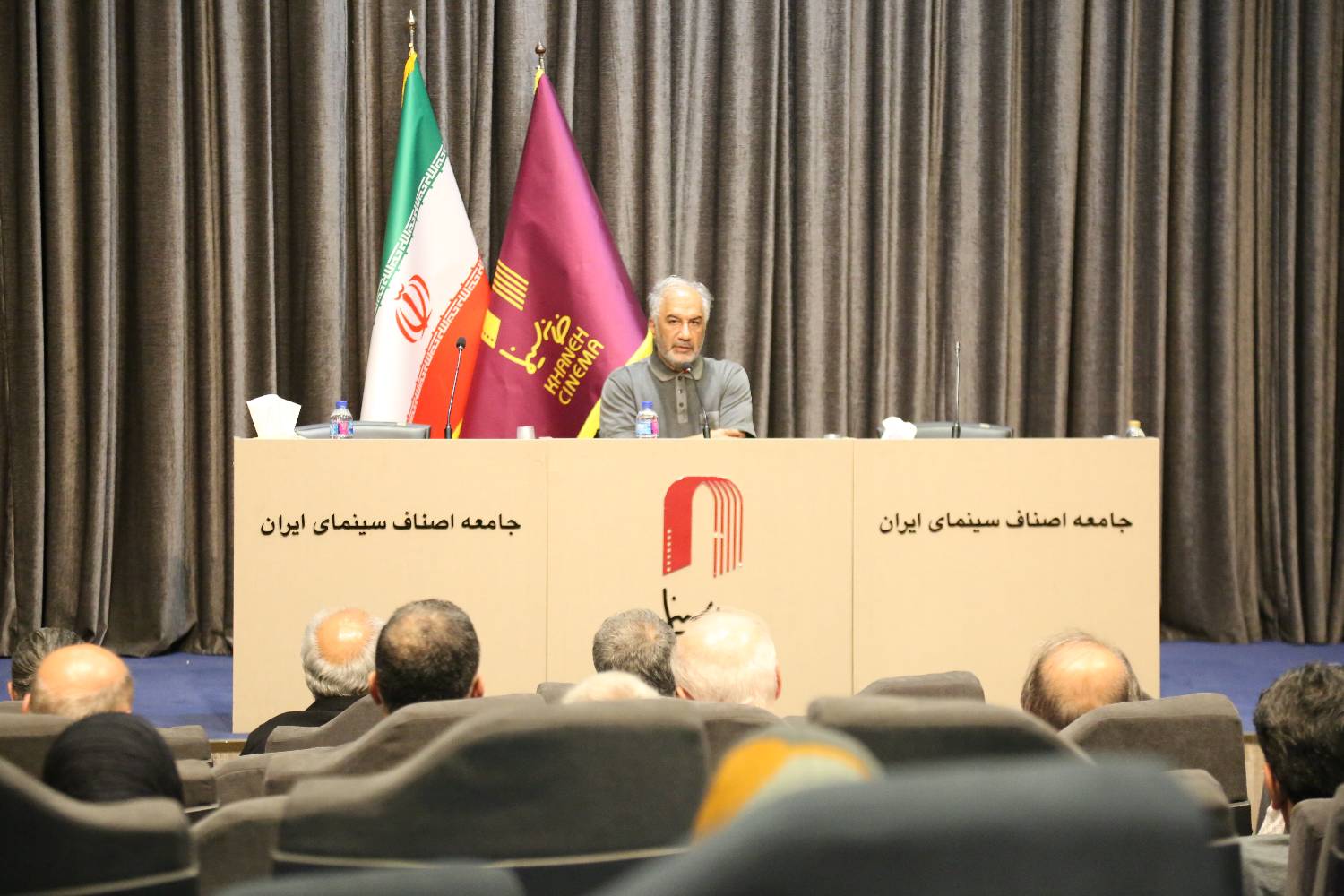 دیدار با روسای صنوف
