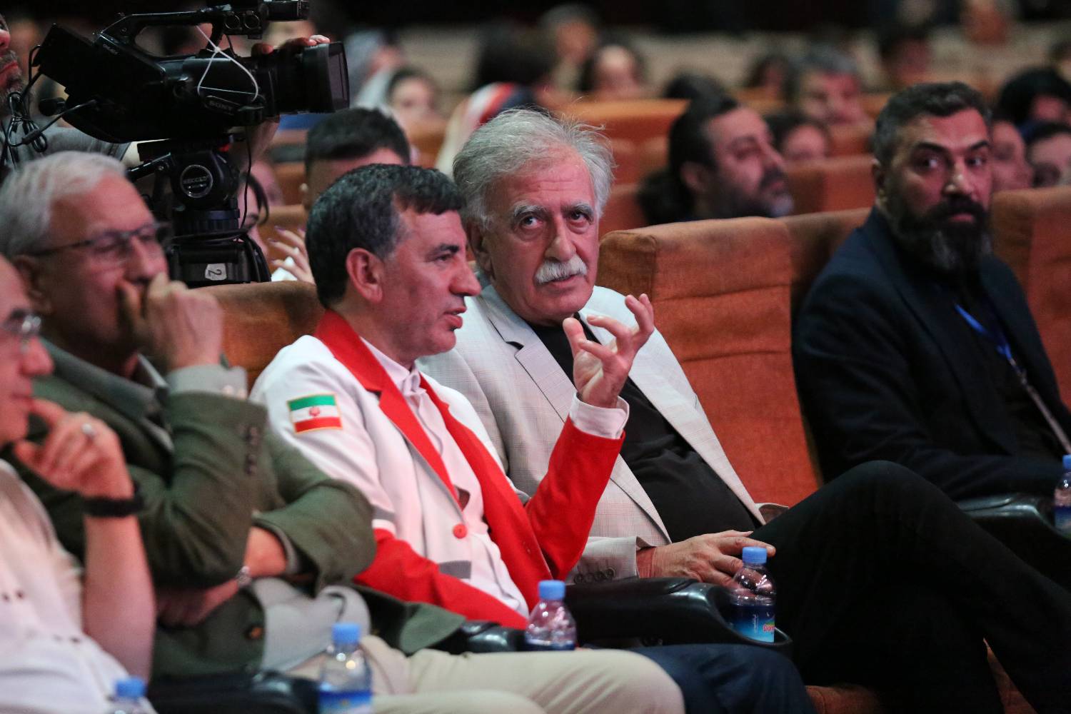 شب تقدیر از امدادگران اورژانس