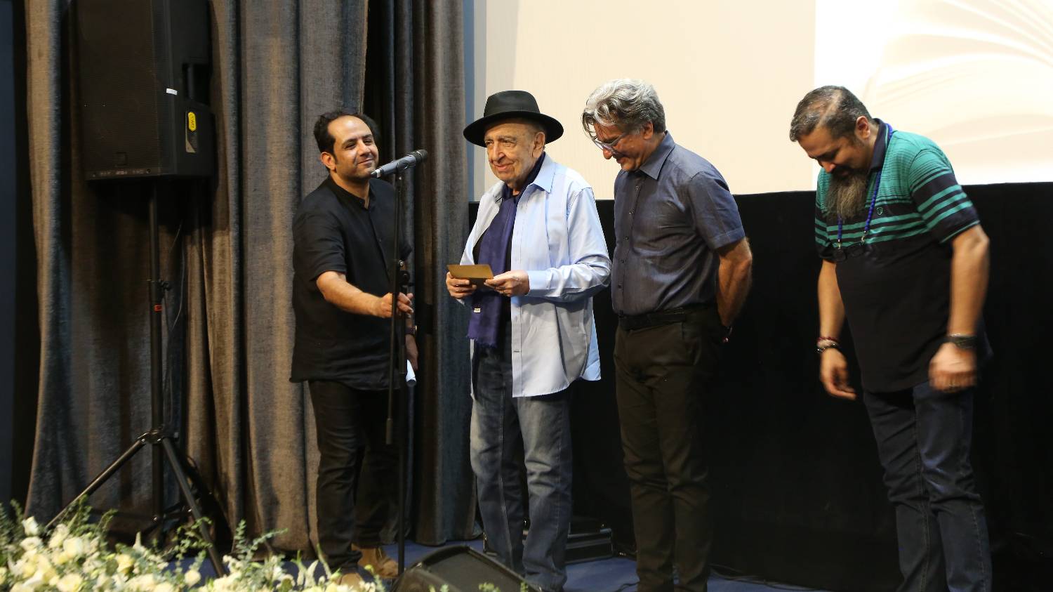 نهمین جشن کتاب سال سینمایی