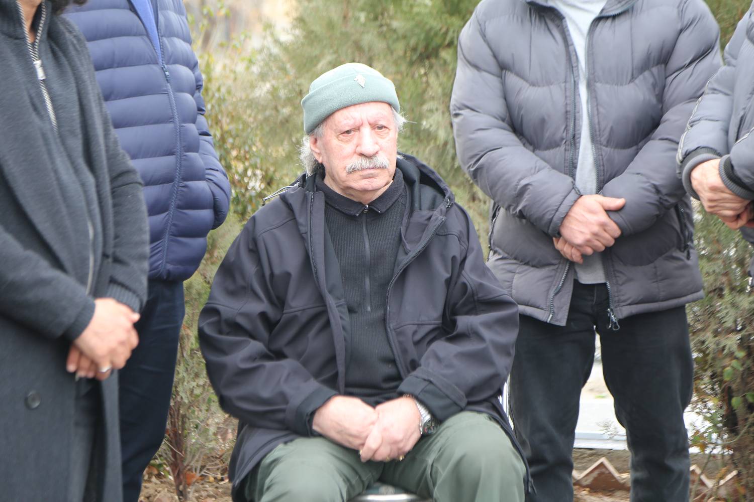 مراسم خاکسپاری زنده یاد «نظام الدین کیایی»